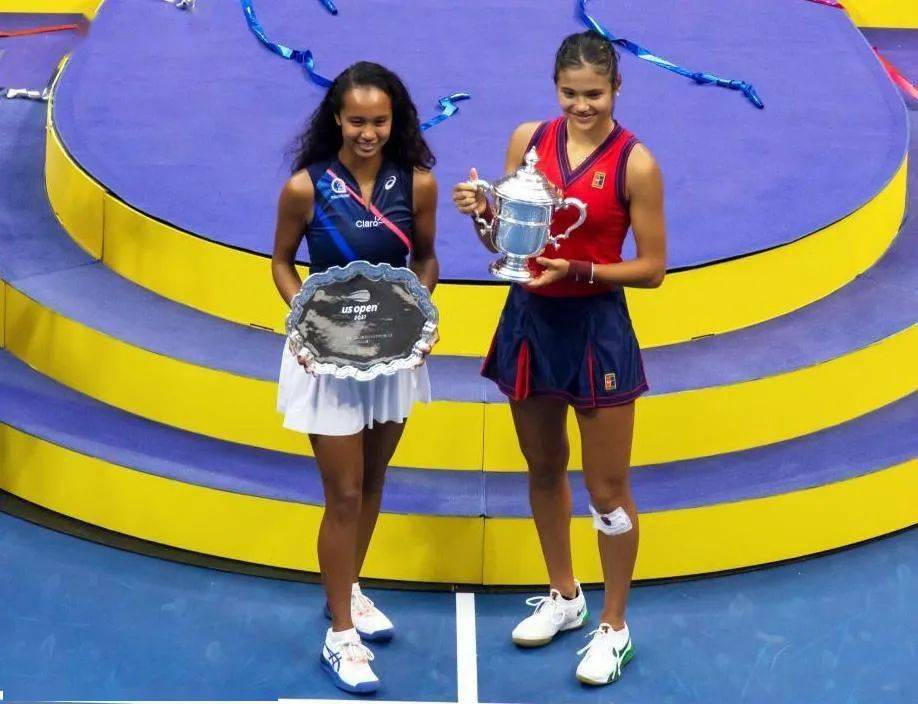 后者则将目 后者则将目