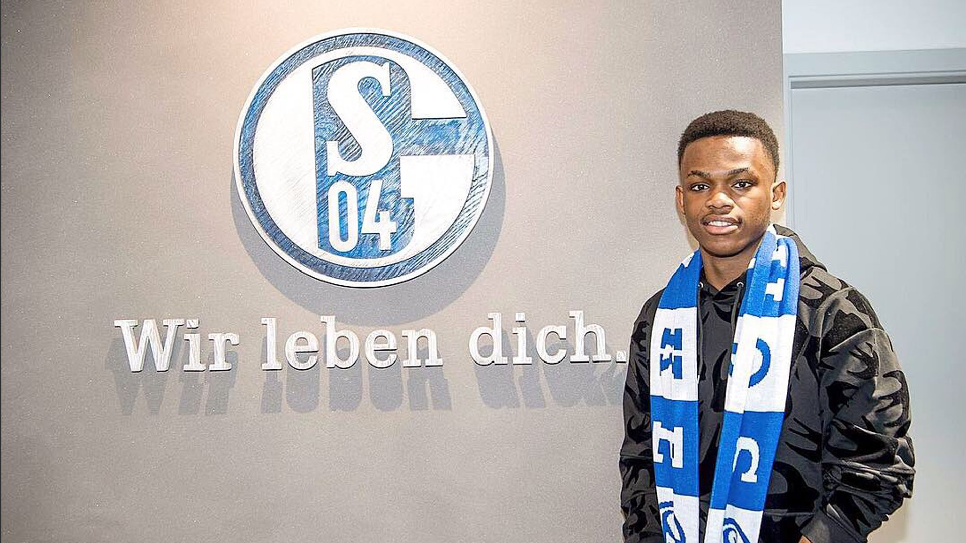 这也是尼克 这也是尼克