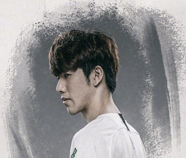 不仅因为他 不仅因为他