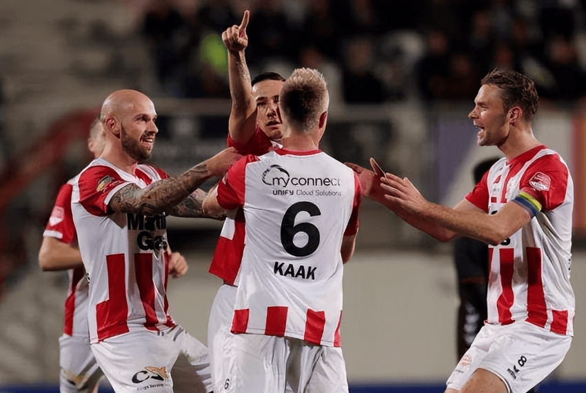 次坚决的进 次坚决的进