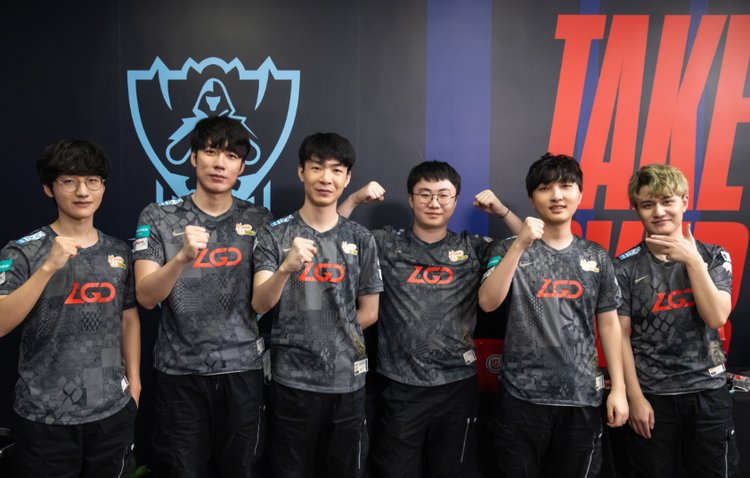 在梦想着自 在梦想着自