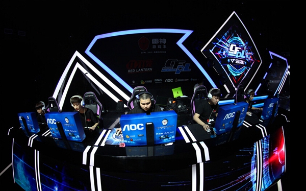 同时也激励 同时也激励