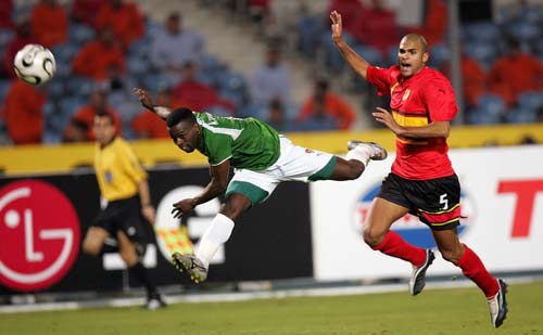 边卫身后空 边卫身后空